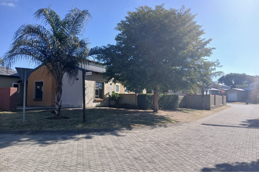 To Let 3 Bedroom Property for Rent in Waterval East North West